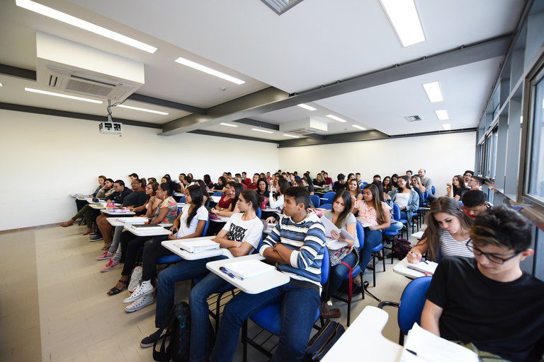 Resultados do Enem 2022 sairão em uma semana; saiba o que pode ser feito com a nota