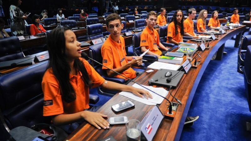 Programa Jovem Senador 2023 está com inscrições abertas