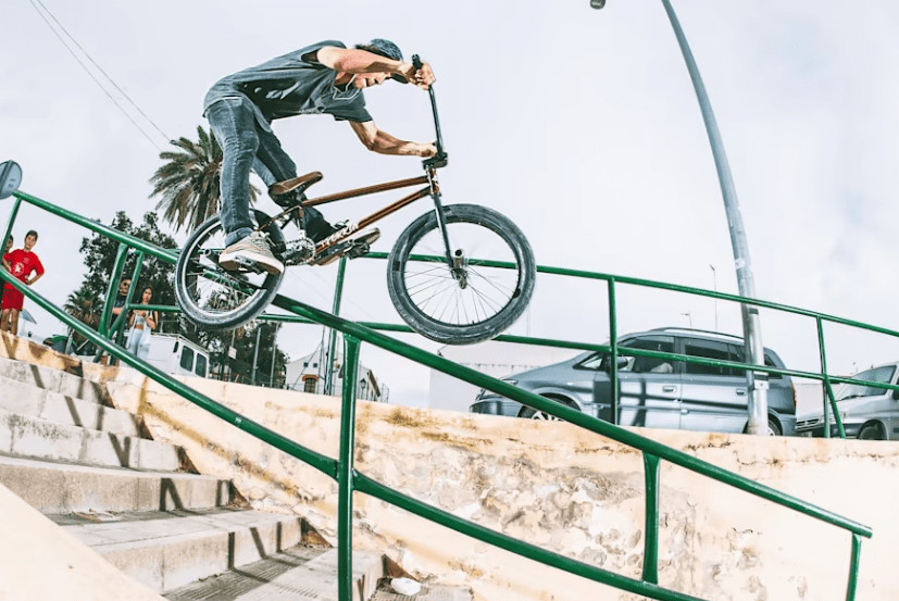 Ação Radical em Vitória: 1º Campeonato Capixaba de BMX Street acontece neste fim de semana.