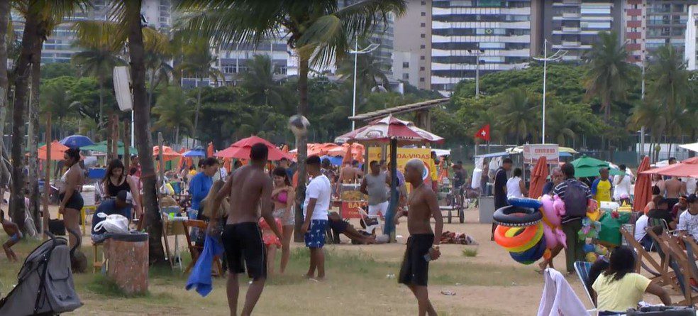 Procon atuará na fiscalização de comércios nas praias de Camburi e Curva da Jurema