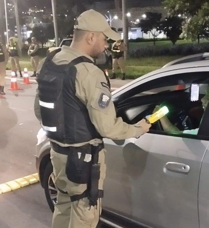 Guarda de Vitória Atua na Madrugada com Ações de Fiscalização e Prevenção