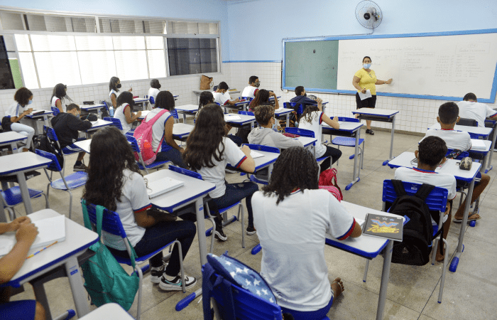 Oportunidade de Ensinar: Vitória Inicia Processo Seletivo Simplificado para Contratação de Professores