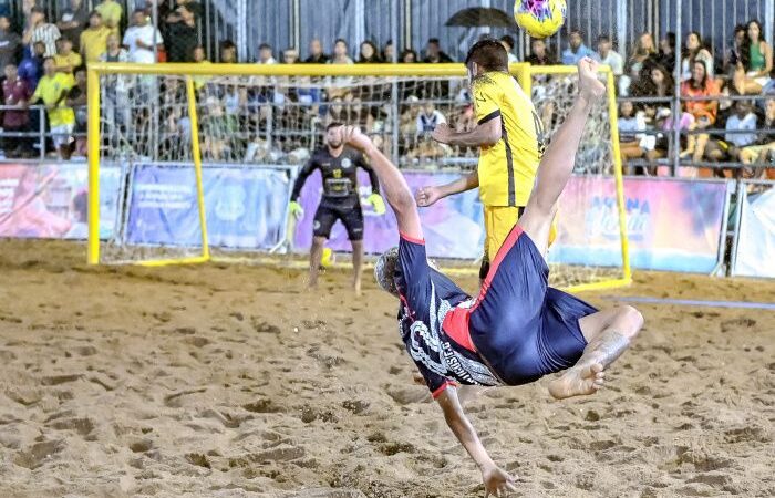 Capital Vitória Destaca-se como Centro de Beach Soccer no Estado