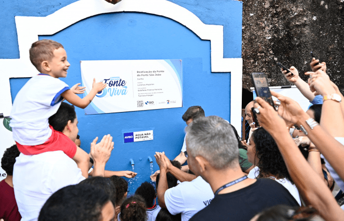 PMV Reativa Fonte Histórica do Forte São João no Dia do Meio Ambiente