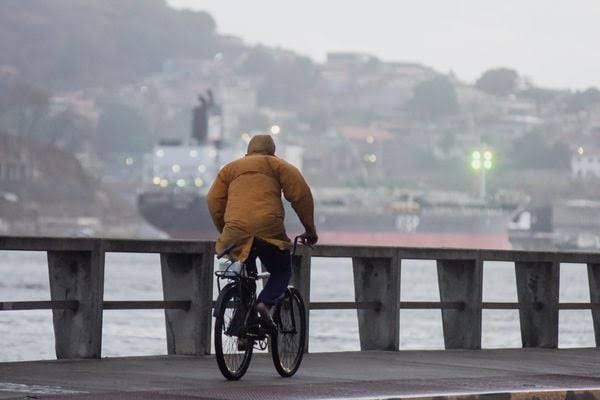 Fim de Semana no ES Promete Frio e Chuva com Temperaturas Inferiores a 10ºC
