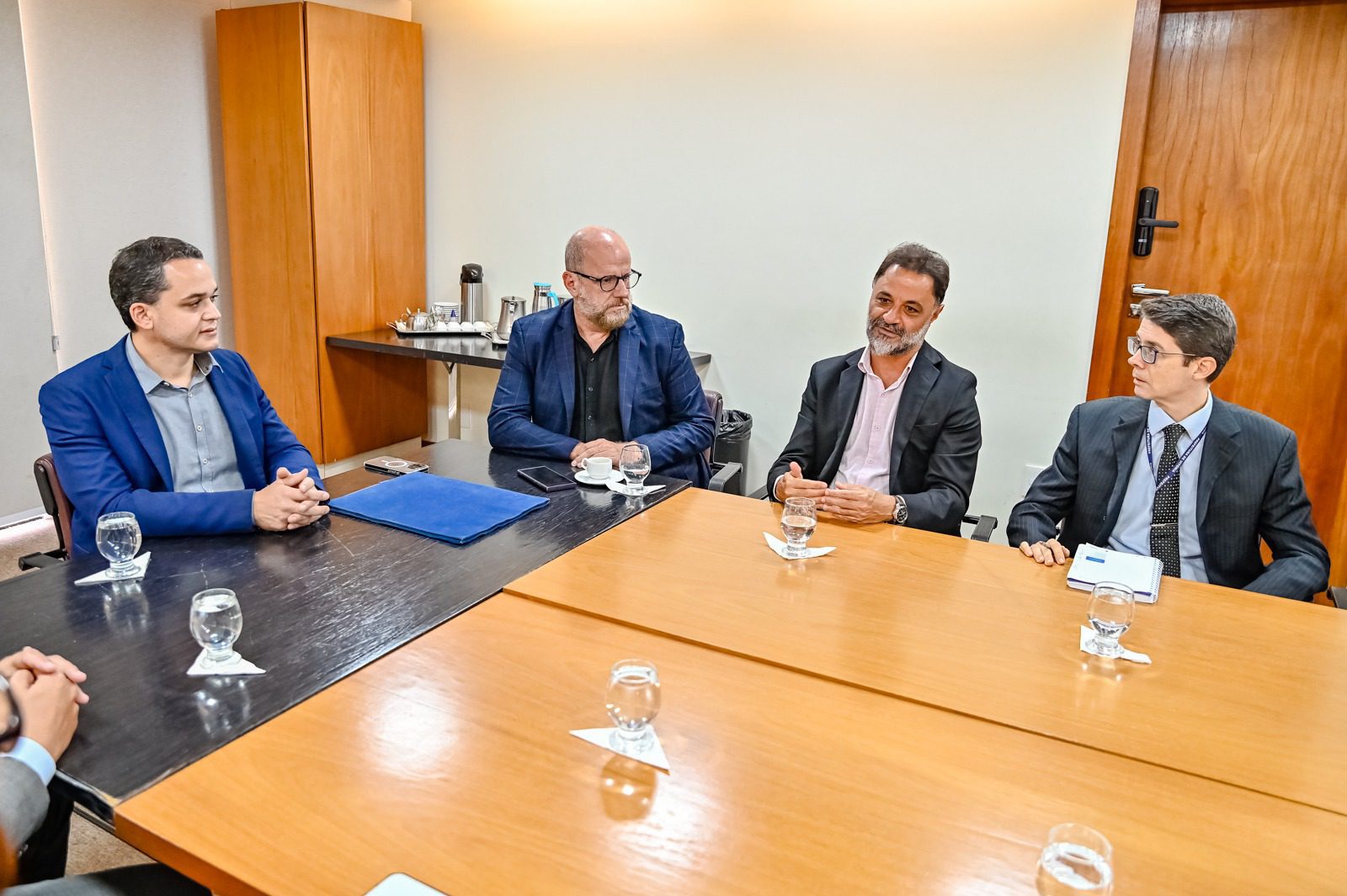 Prefeitura de Vitória e Ministério Público firmam parceria para fortalecer Núcleo de Apoio aos Superendividados (NAS)
