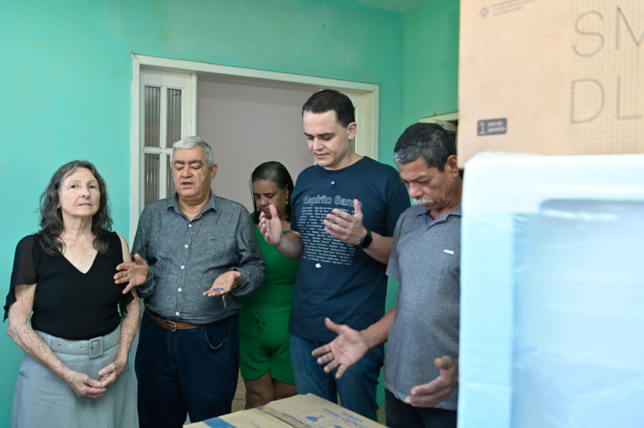 Casa Feliz e Segura: Pazolini entrega 230ª residência e realiza sonho de mais uma família