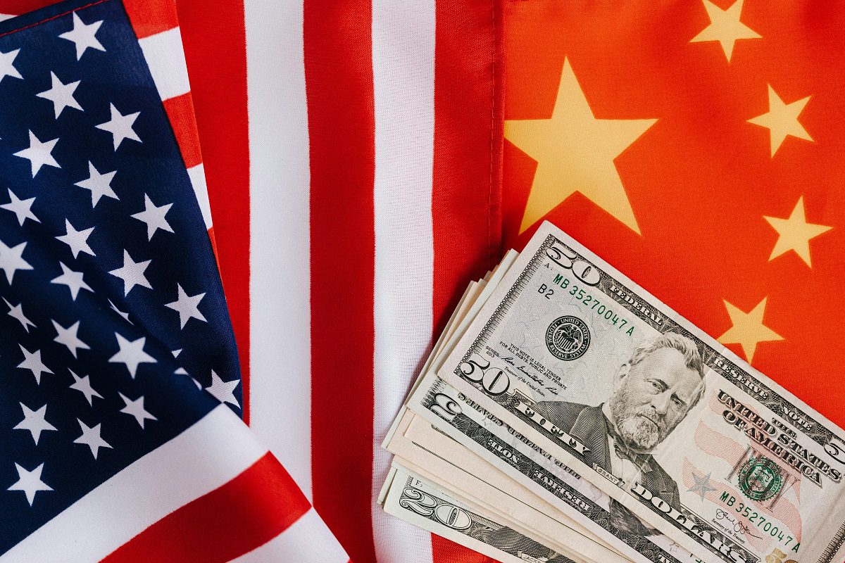 EUA e China concordam com trégua de 90 dias na guerra de tarifas