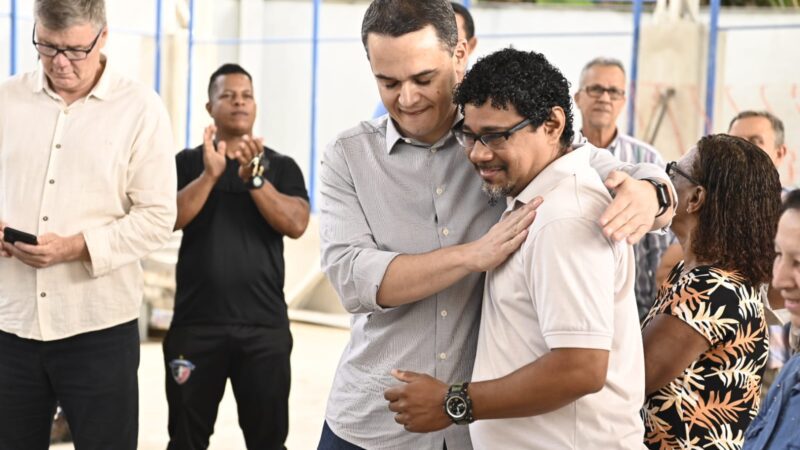 Mais uma escola de tempo integral em Vitória: Pazolini visita obra da EMEF Ronaldo Soares em Resistência