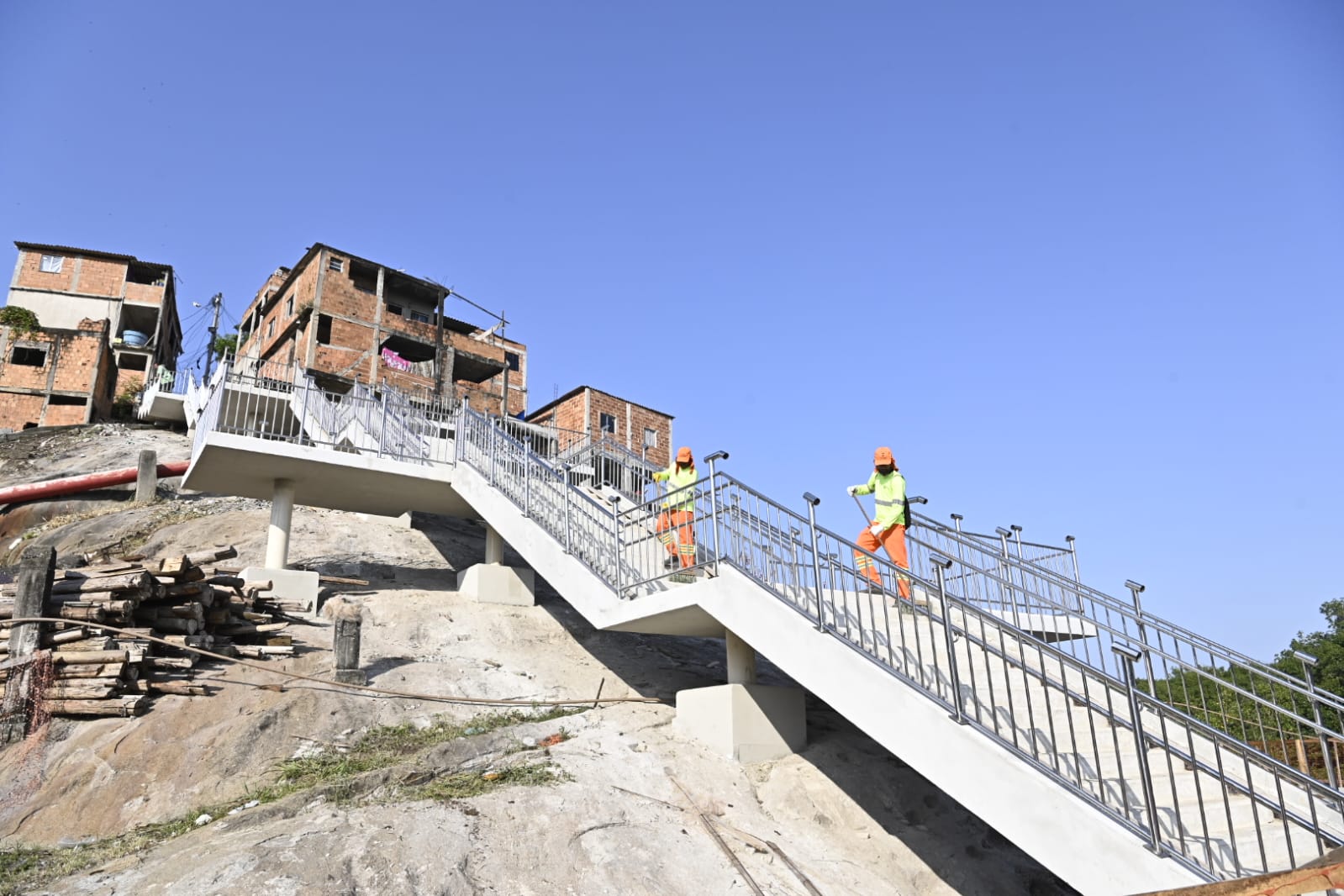 Pazolini visita obras do novo cartão postal da Grande São Pedro