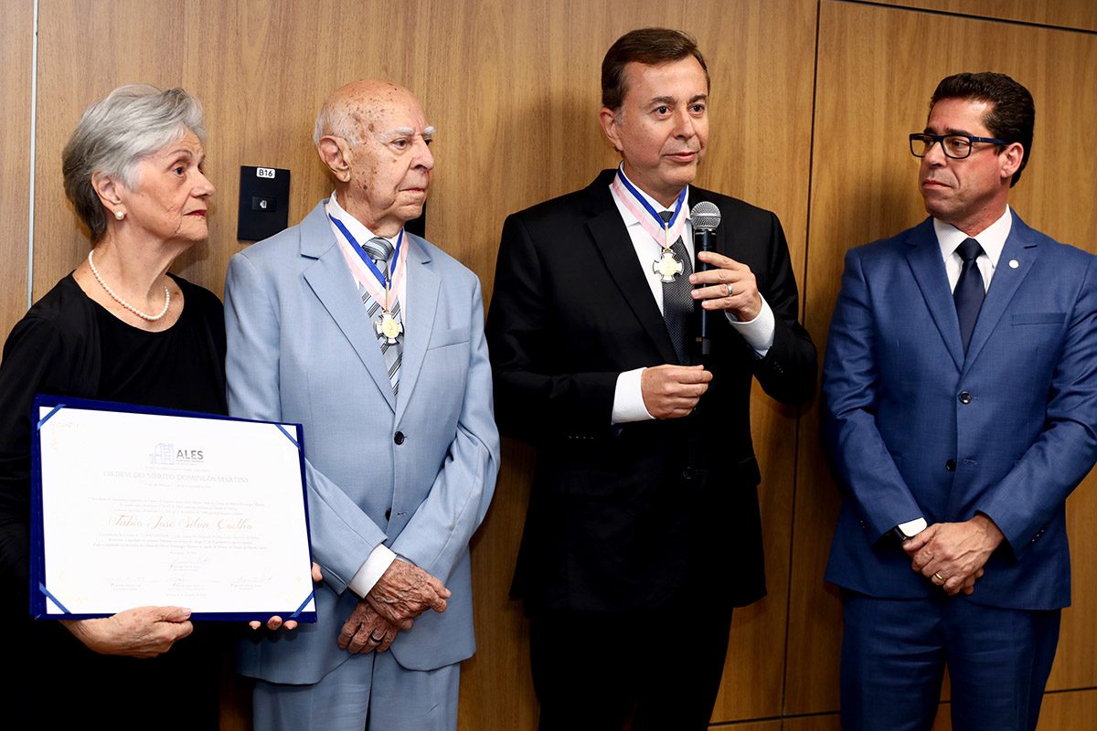 Presidente do Google é homenageado na Ales em solenidade que destaca inovação e tecnologia