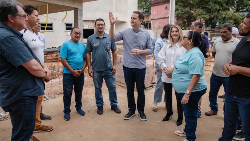 Pazolini e comunidade conferem de perto as obras da Saúde e Assistência Social