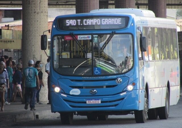 Ceturb-ES reforça oferta de ônibus para Dia de Finados