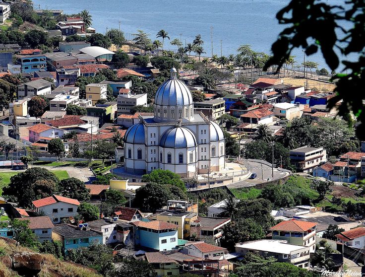 Santo Antônio se destaca pela tradição e bela vista da Baía de Vitória