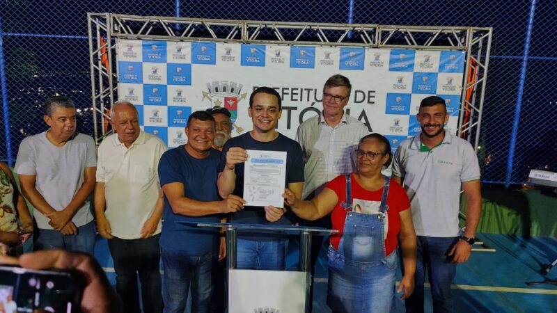 Ordem de serviço para inicio das obras no bairro Conquista é assinada em Vitória