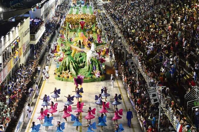 Desfiles das escolas de samba de Vitória começam hoje (10)