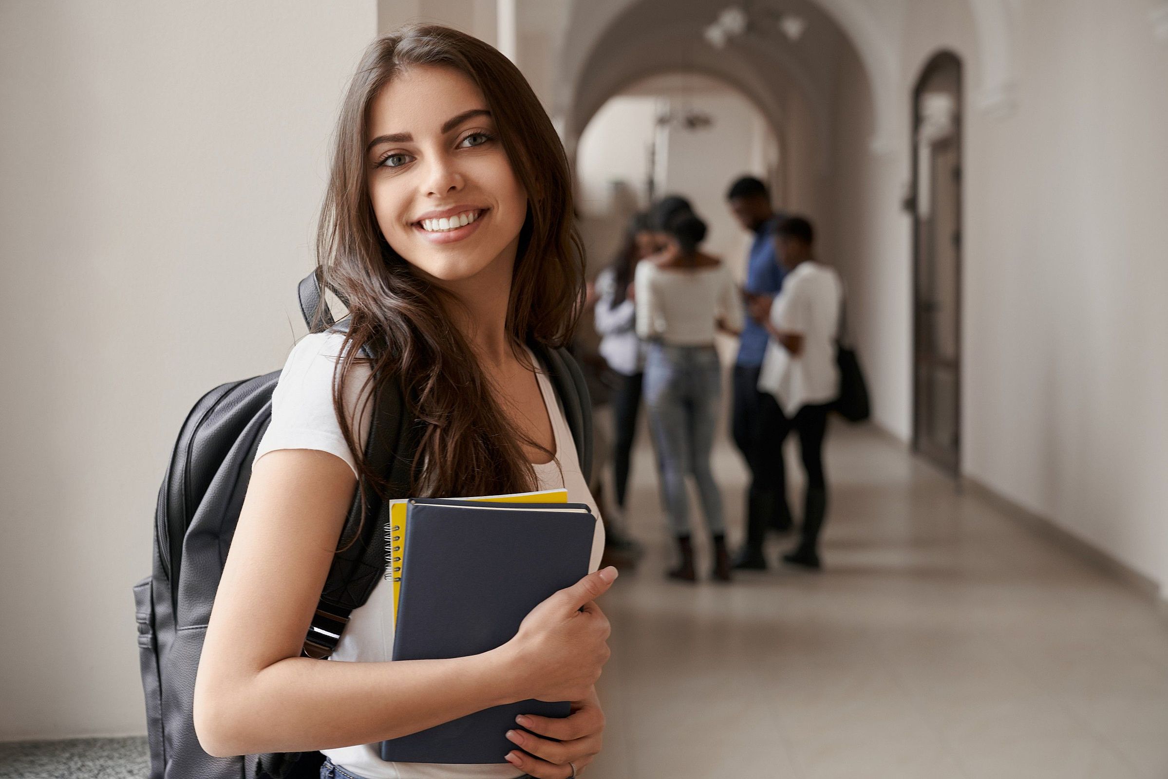 Terminam nesta terça (14) as inscrições para bolsas em faculdades do ES