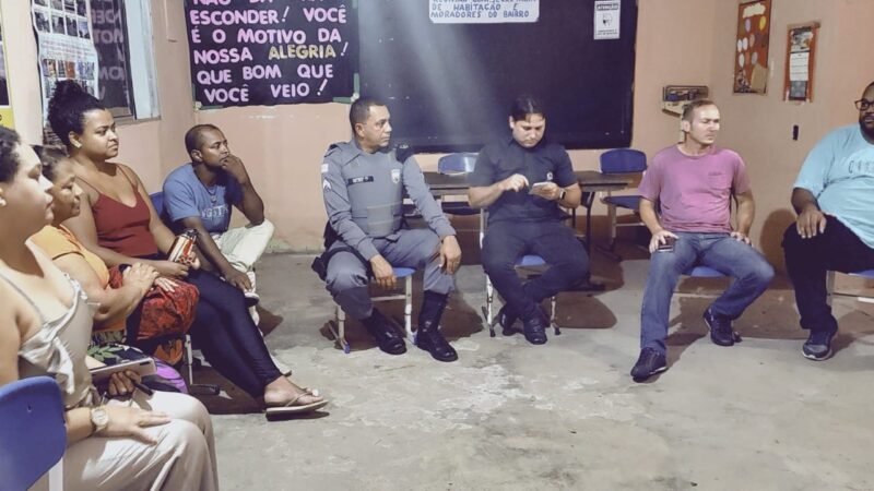 O presidente do bairro Condusa reune a comunidade e as forças de segurança para melhorias na região