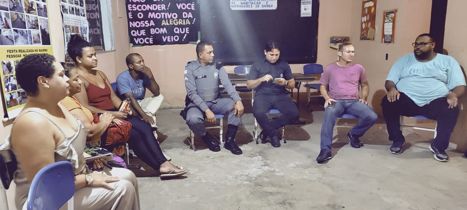 O presidente do bairro Condusa reune a comunidade e as forças de segurança para melhorias na região
