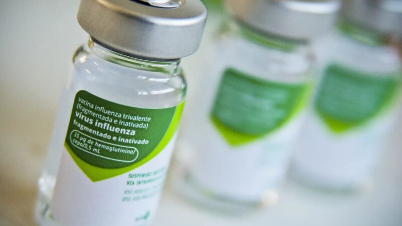 Governo do Es publica para municípios que têm estoques de vacinas darão continuidade à ação até esgotarem as doses
