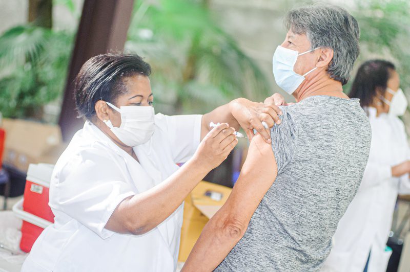 Vitória abre 3.580 vagas para vacinação contra a Covid-19 e Gripe