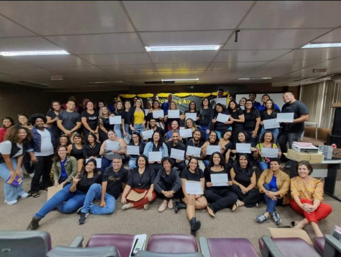 Inclusão: 70 servidores da Assistência Social concluem formação em Libras