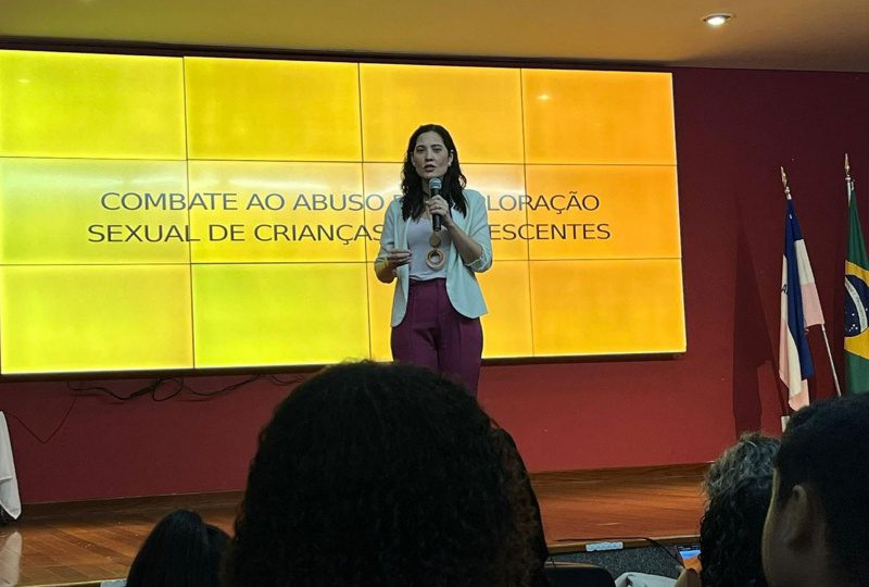 Estudantes Recebem Palestra Esclarecedora sobre Abuso e Exploração Sexual