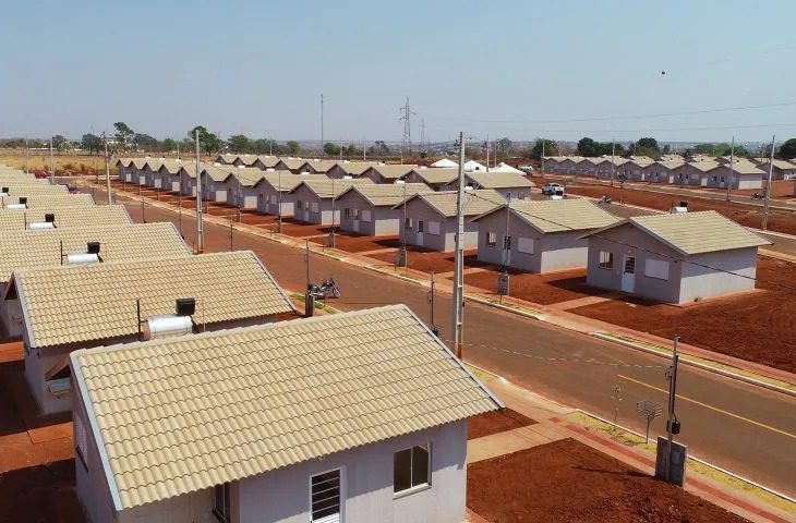 Casas do Programa Bônus Moradia São Entregues com Muita Emoção e Gratidão