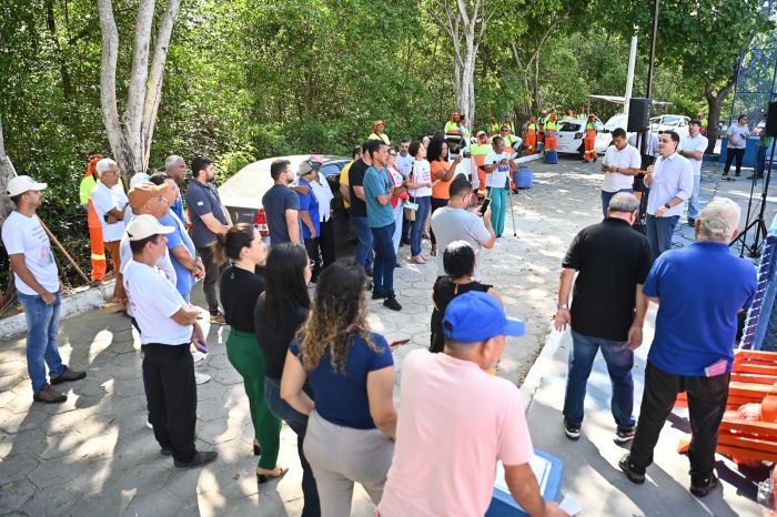 Mobilização em Resistência: Prefeitura nos Bairros começa com ações de limpeza e conscientização