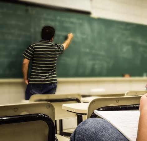 Novo Piso Salarial: MEC Oficializa Reajuste de 3,6% para Professores