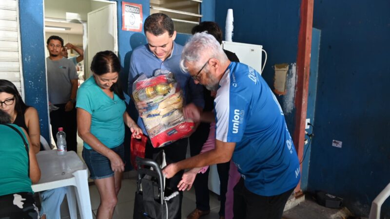 Solidariedade em Ação: Pazolini e Perovano Distribuem Quase 20 Toneladas de Alimentos