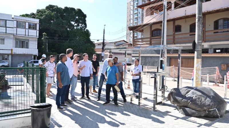 Visita do Prefeito Pazolini às Obras de Requalificação da Praça Primo Bitti