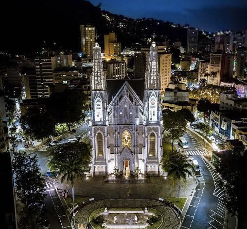 Explorando a História: A Magnífica Catedral Metropolitana de Vitória