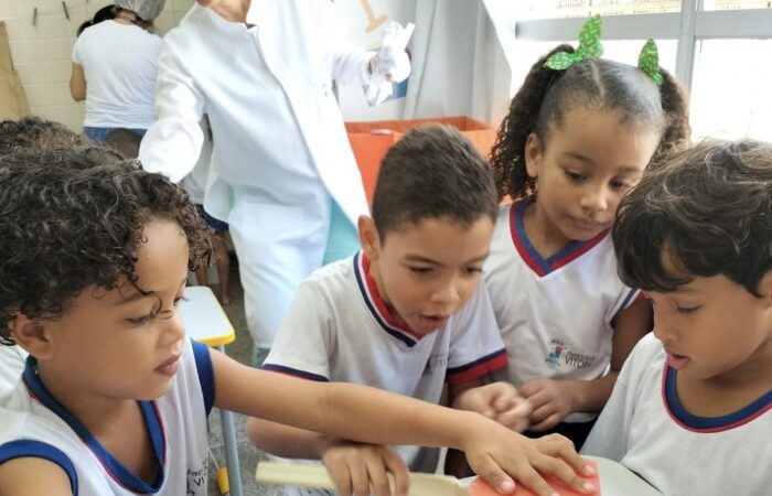 Vitória Cuida dos Sorrisos: Dia D do Mais Saúde Bucal nas Escolas Municipais