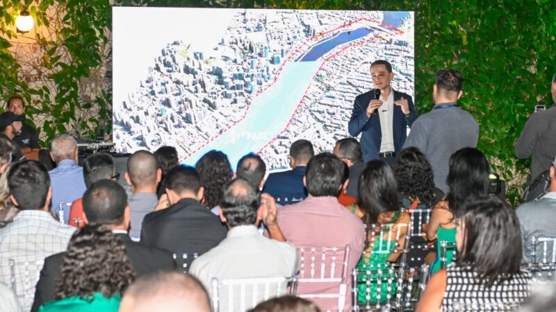 Assinatura por Pazolini marca o início da urbanização do Novo Canal de Camburi, um projeto de renovação para a área
