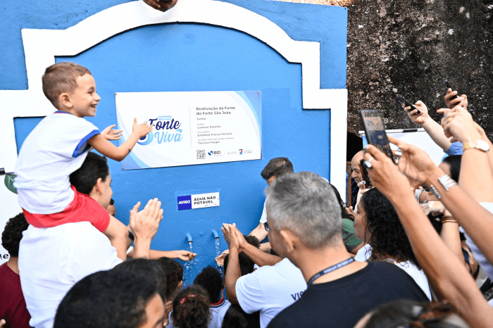 PMV Reativa Fonte Histórica do Forte São João no Dia do Meio Ambiente