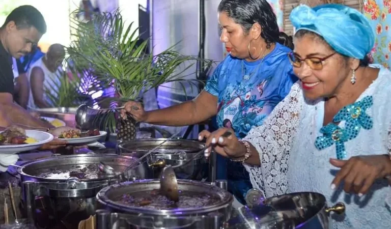 Novo Império oferece maratona de samba de 10 horas em sua feijoada