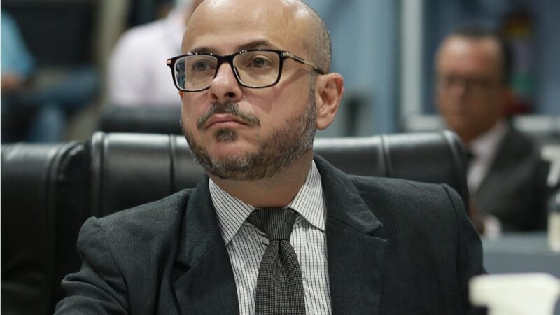 Vereador Vinicius Simões é condenado mais uma vez por divulgar informações falsas nas redes sociais