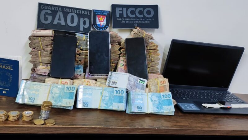 Guarda Municipal captura homem com R$ 170 mil em espécie e mandados de prisão pendentes